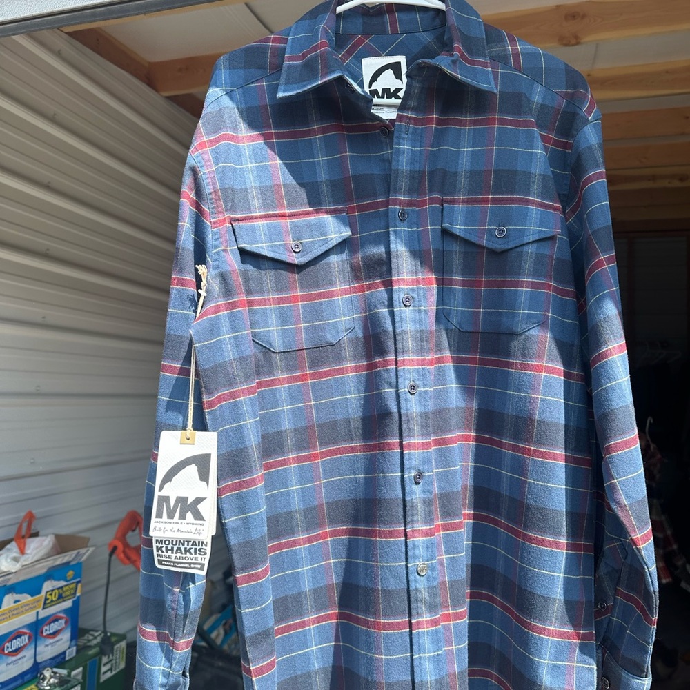 Mountain Khakis Blue and Red Casual Button Down Shirt